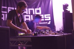 Generic dj 08